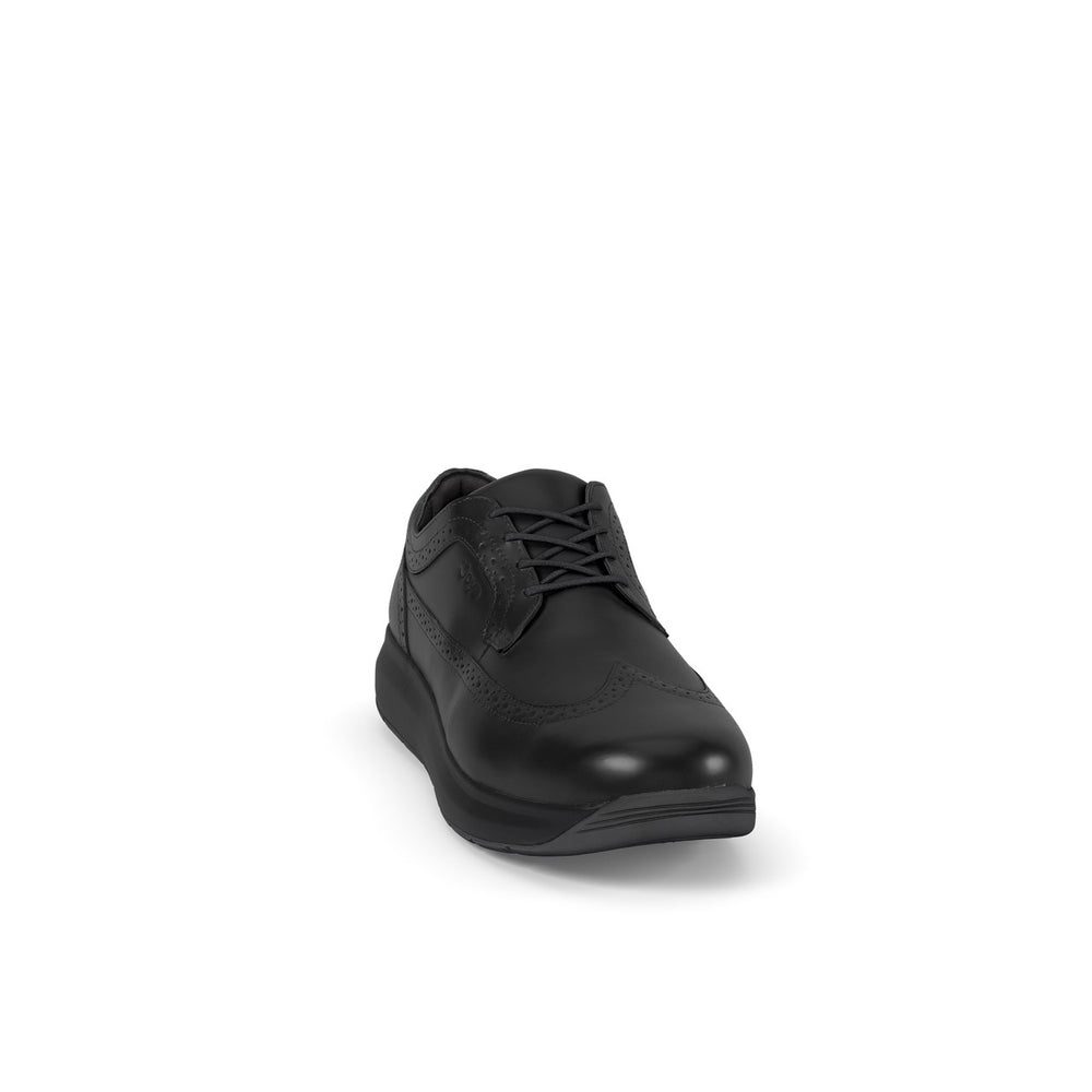 
                  
                    Paso Fino III Black
                  
                